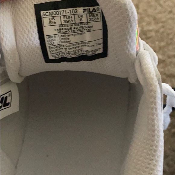 Filas - Picture 4 of 6